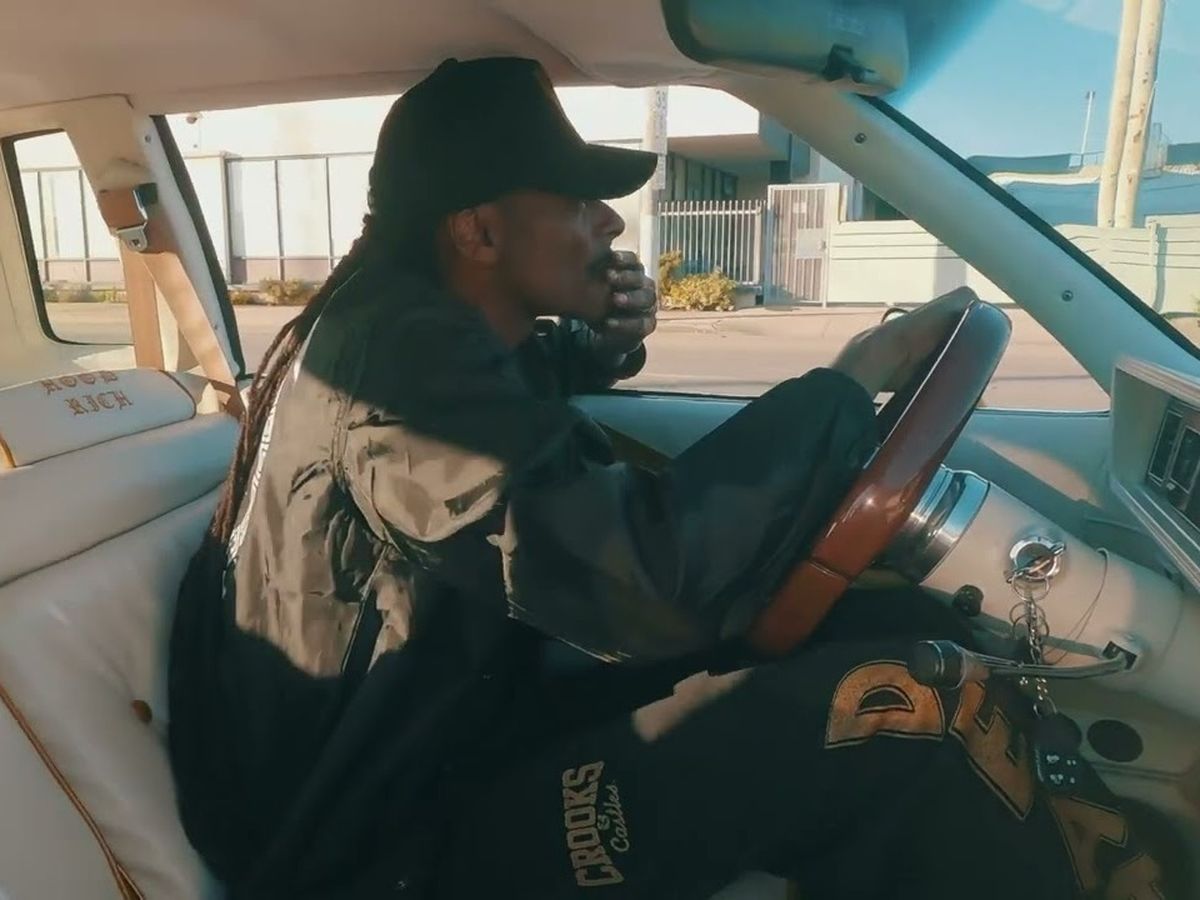 Snoop Dogg a lansat „Crip Ya Enthusiasm”