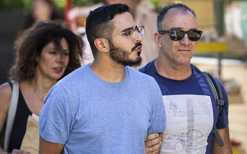 „Escrocul de pe Tinder” vrea să-și ia revanșa și să-și spună partea lui de poveste