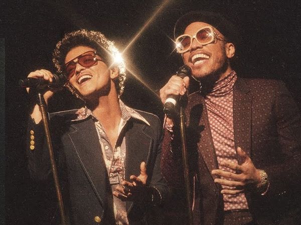 Bruno Mars, Anderson .Paak și Silk Sonic au &icirc;nregistrat un cover după piesa &bdquo;Love&acute;s Train&rdquo; de la Con Funk Shun