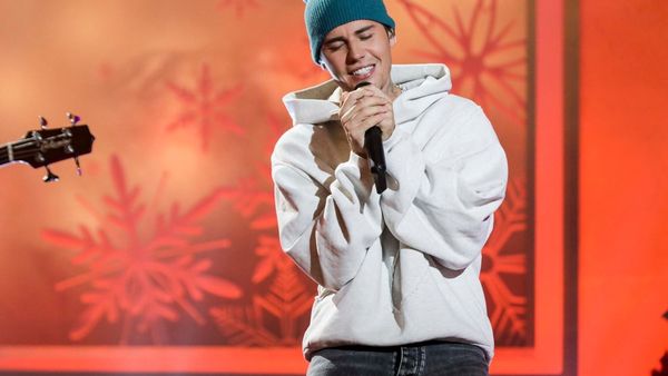 Justin Bieber a fost testat pozitiv pentru COVID-19. Artistul își amână concertul din Las Vegas