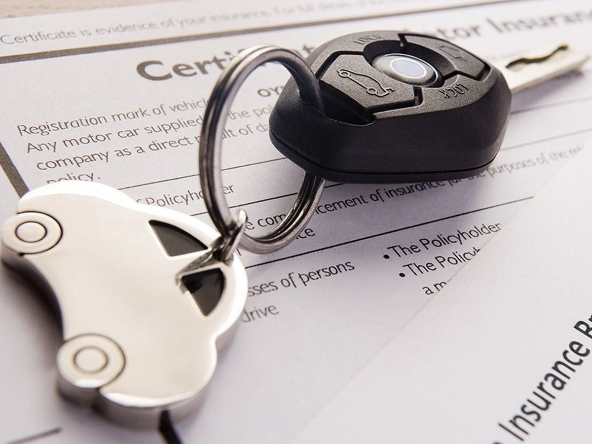 Cele mai ciudate polițe de asigurare făcute de români