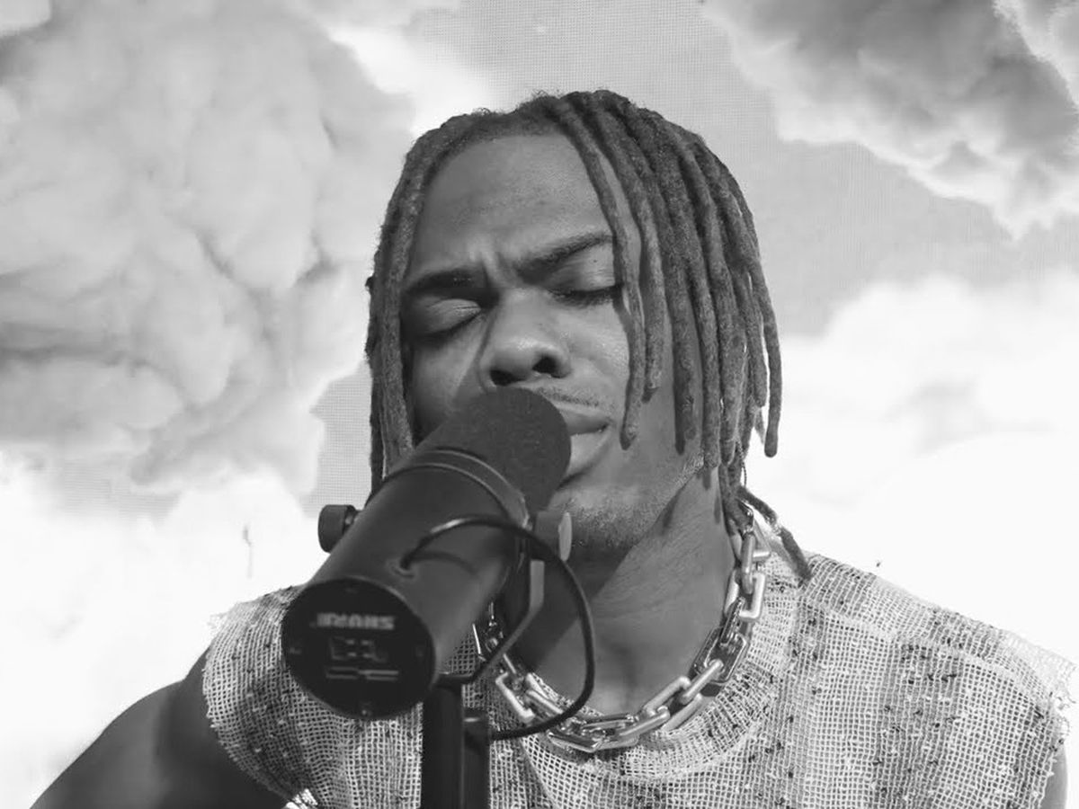 După „Love Nwantiti”, CKay Deliver a lansat „Emiliana”. Piesa are și o variantă acustică