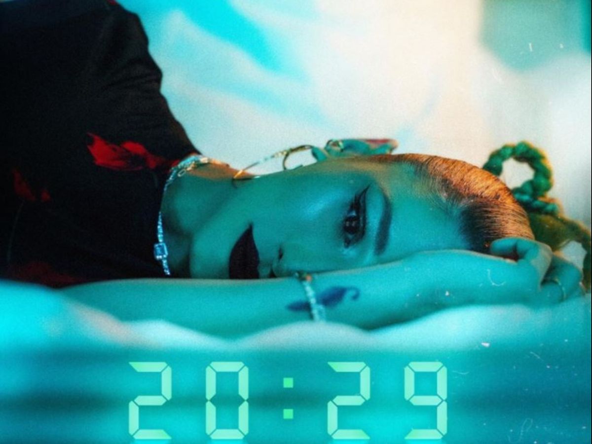 Alina Eremia a lansat piesa „20:29”