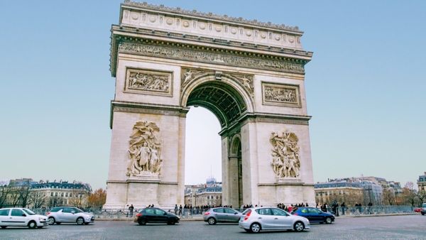 4 soluții simple pentru ca un departament de urbanism modern să funcționeze perfect