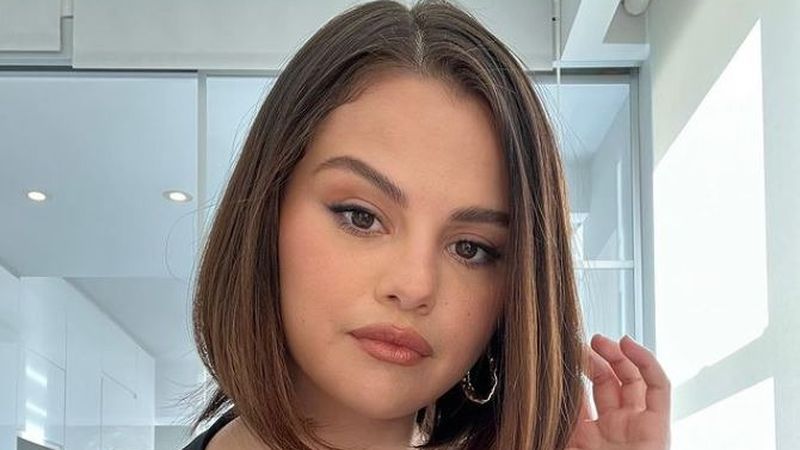 Selena Gomez a luat foarte mult &icirc;n greutate din cauza problemelor de sănătate! &Icirc;n ce ipostază a fost surprinsă artista?!: &bdquo;Mă confrunt cu o mulțime de probleme&rdquo;