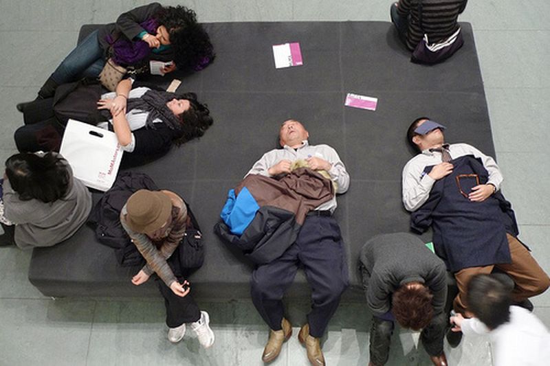 28 februarie 2022! Ziua naţională a dormitului în public