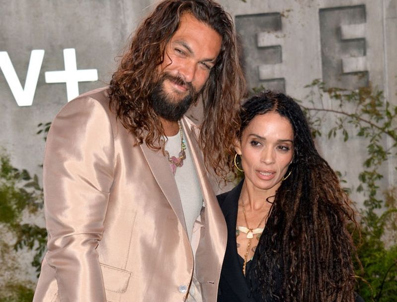Jason Momoa și Lisa Bonet formează din nou un cuplu.