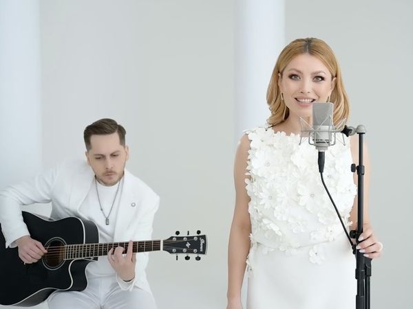 Elena Gheorghe a lansat o versiune live a piesei &bdquo;Numele tău&rdquo;