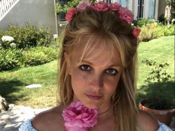 Britney Spears, noi imagini cu inelul de logodnă primit de la Sam Asghari:  &bdquo;Minunatul meu logodnic&rdquo;