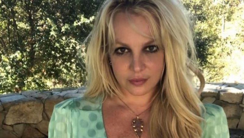 Britney Spears, noi imagini cu inelul de logodnă primit de la Sam Asghari:  „Minunatul meu logodnic”