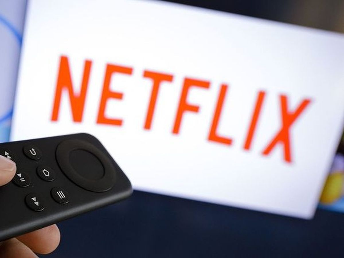 Netflix opreşte temporar toate proiectele şi achiziţiile viitoare din Rusia