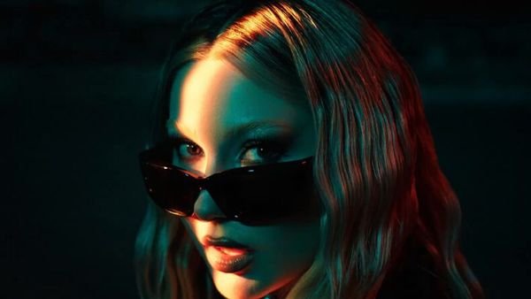 IRAIDA a lansat „Supernova”: „Când iubirea apare de nicăieri atunci când te aștepți mai puțin