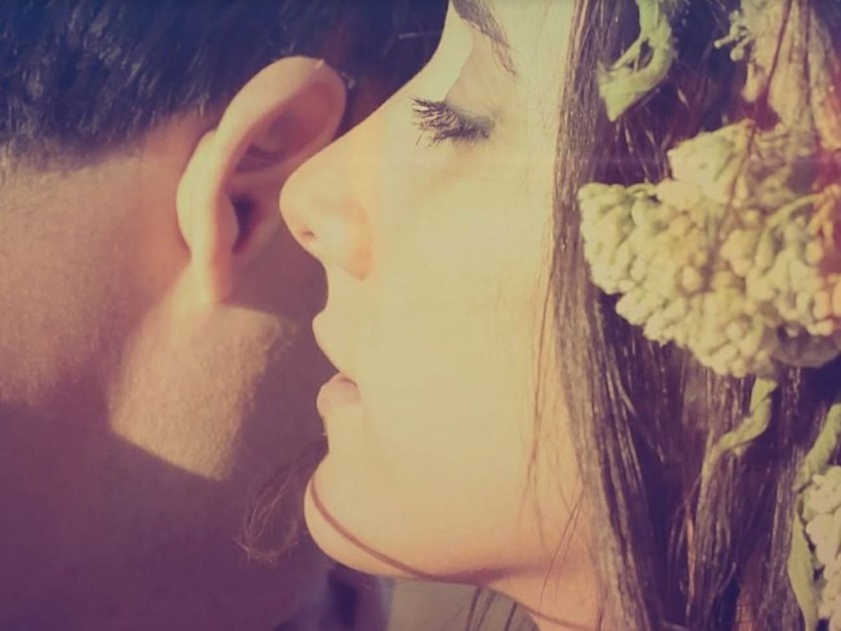 10 minciuni pe care le spunem la prima întâlnire