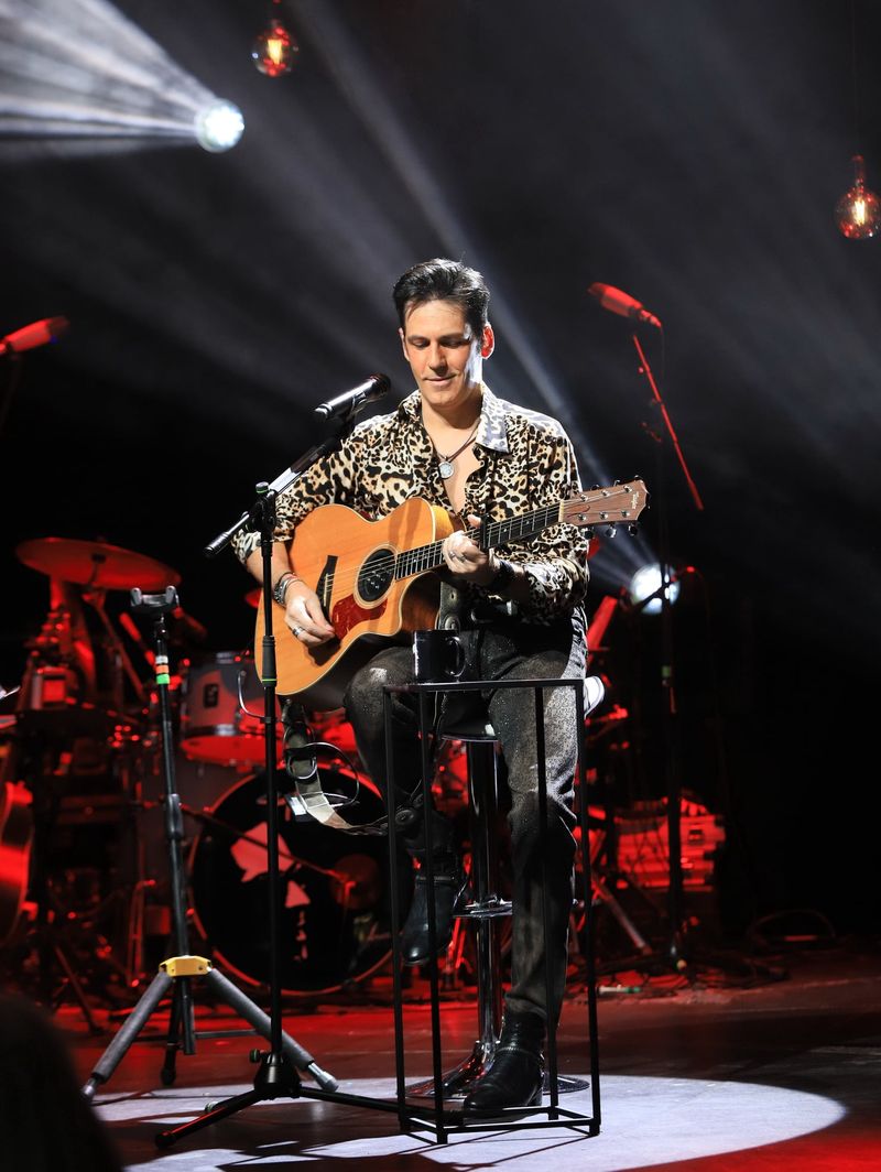 Ștefan Bănică Jr. pleacă în turneul național „Te iubesc, femeie!”