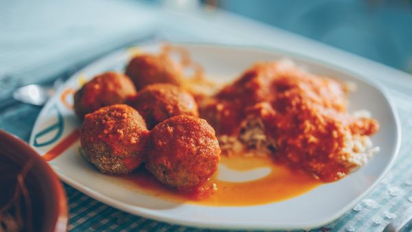 9 martie 2022: Ziua Naţională a Chifteluţelor: Trei reţete delicioase