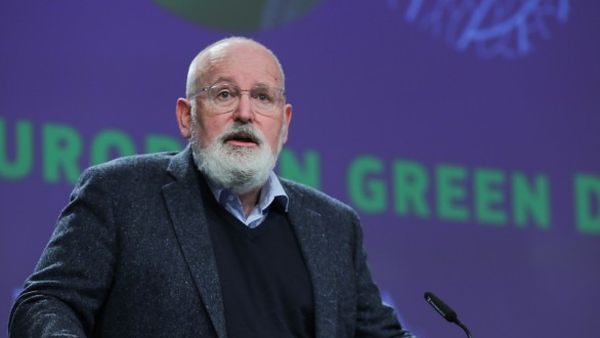 Dimineața Nebună | Frans Timmermans este de părere că fiecare dintre noi putem contribui la lupta împotriva lui Vladimir Putin prin consumul redus de gaze. Audio