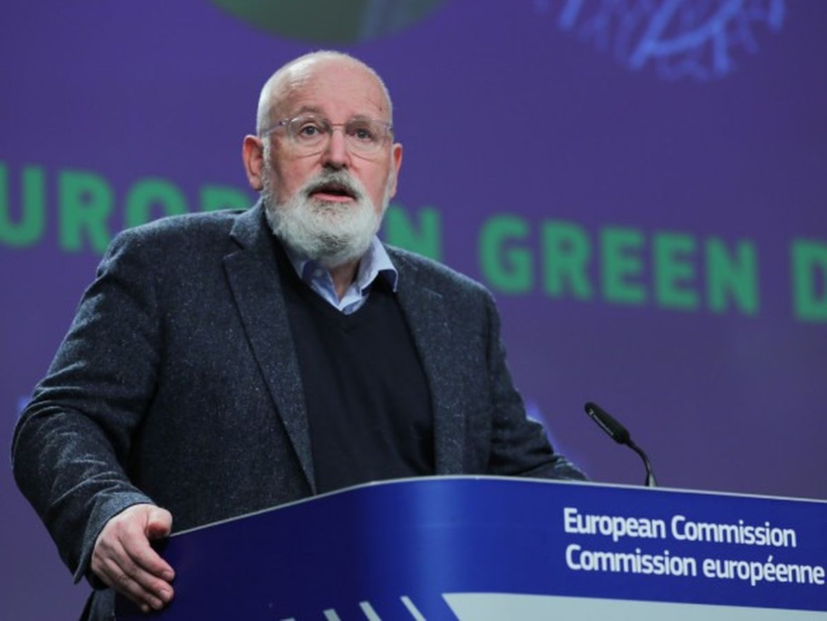 Dimineața Nebună | Frans Timmermans este de părere că fiecare dintre noi putem contribui la lupta împotriva lui Vladimir Putin prin consumul redus de gaze. Audio