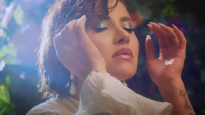 Nicoleta Nucă a lansat piesa „Nimeni nu-i perfect”