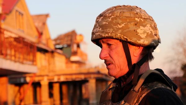 Sean Penn a vorbit la telefon cu şeful de cabinet al preşedintelui Zelensky. Ce încearcă să obţină marele actor