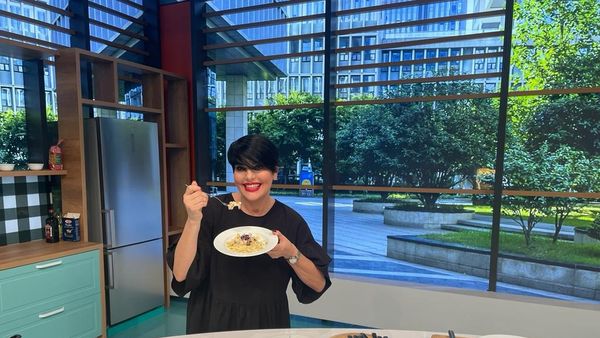 Chef Patrizia Paglieri și-a delectat colegii de platou de la “Dimineața cu noi” cu celebrele paste!