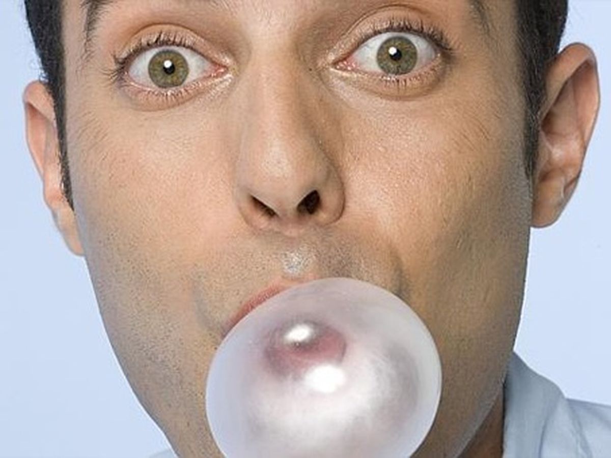 Dimineața Nebună: Cele mai ciudate meserii din lume - AUDIO