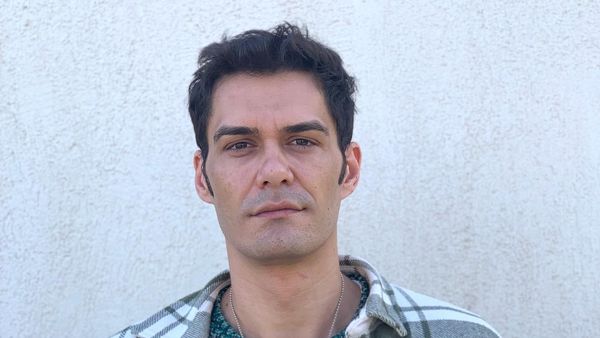 George Burcea, despre modul în care a reacționat familia sa când a auzit că actorul a instigat la violență împotriva femeilor: „Mama a plâns! Am spus asta dintr-o supărare și frustrare”