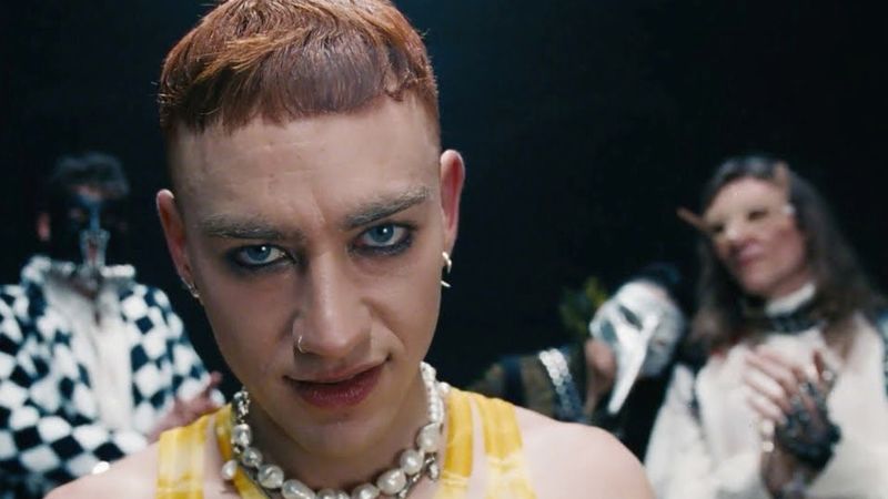 Years & Years și Dj Recard au lansat videoclipul piesei &bdquo;Hallucination&rdquo;