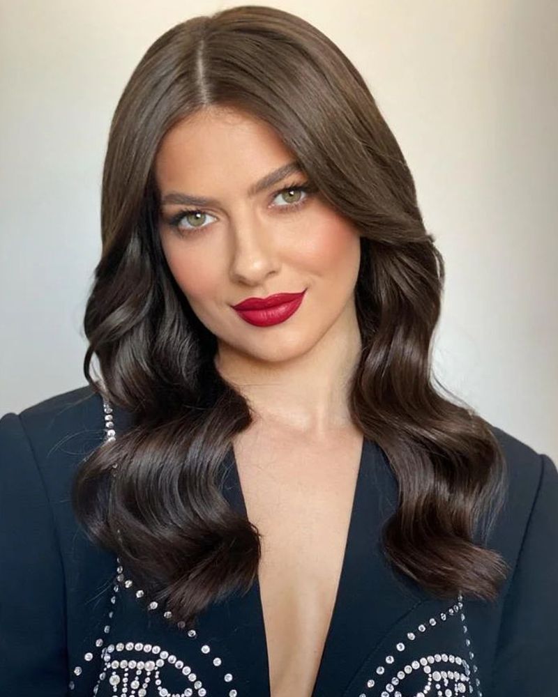 Ce riscă Lidia Buble, după ce a fost trimisă în judecată pentru dare de mită