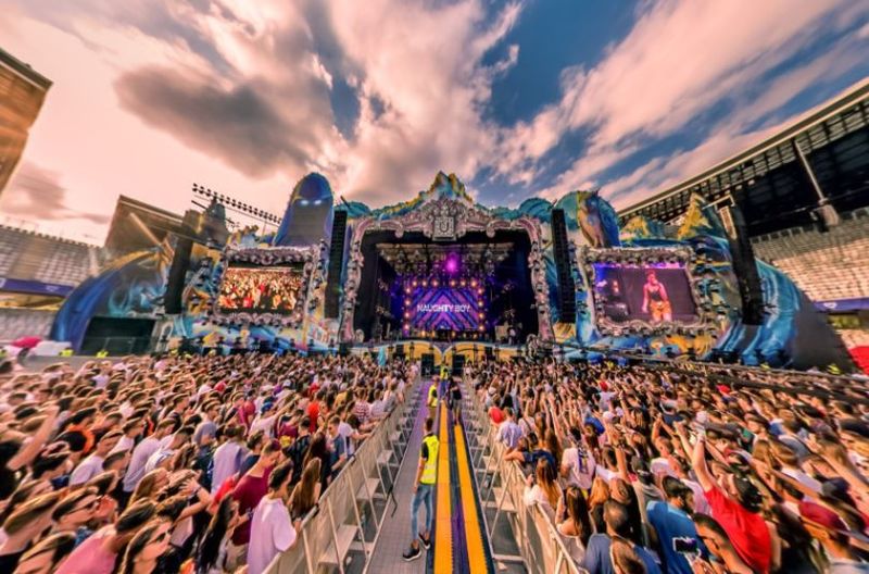 Peste 5,000 de locuri de cazare disponibile pentru UNTOLD 2022