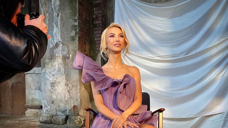 VIDEO: Andreea Bălan, momente dificile! Artista s-a accidentat la filmările noului videoclip: &bdquo;Mi-a stat inima! Am &icirc;ncremenit&rdquo;