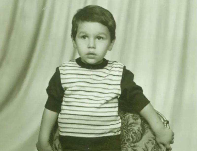 Alex Velea, confesiuni despre perioada copilăriei sale