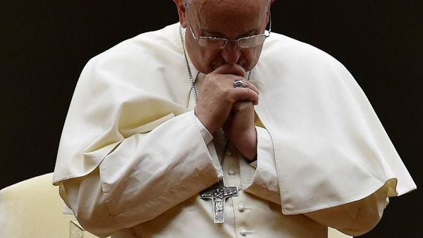 Papa Francisc, rugăciune emoționantă pentru oprirea războiului din Ucraina: „Te implorăm să opreşti mâna lui Cain”