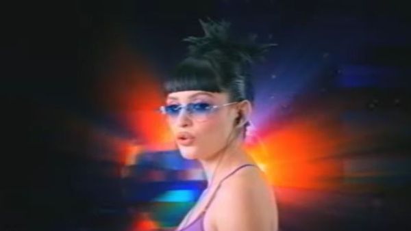 Irina Rimes a lansat videoclipul piesei „Ba ba ba (Inima mea bate)”