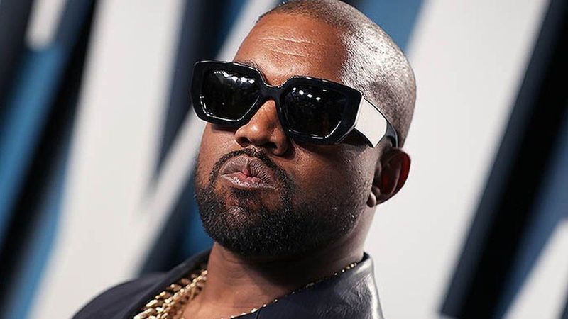 Motivul pentru care rapperul Kanye West a fost exclus din lista artiștilor care vor cânta la Premiile Grammy 2022