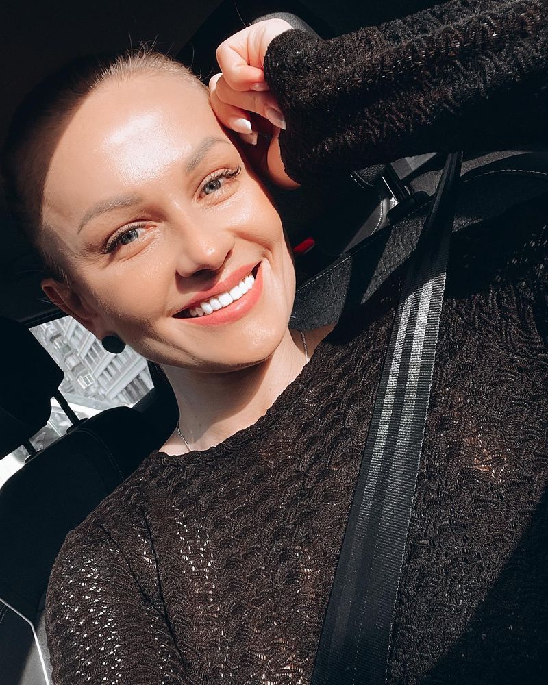 O ucraineancă, oprită de un român la o benzinărie din Moieciu