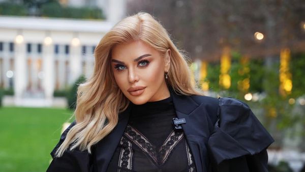 VIDEO: Loredana Groza, dans lasciv pe o canapea dintr-un restaurant din Capitală! Cum au reacționat fanii artistei când au văzut imaginile: „Trăiești viața maxim”