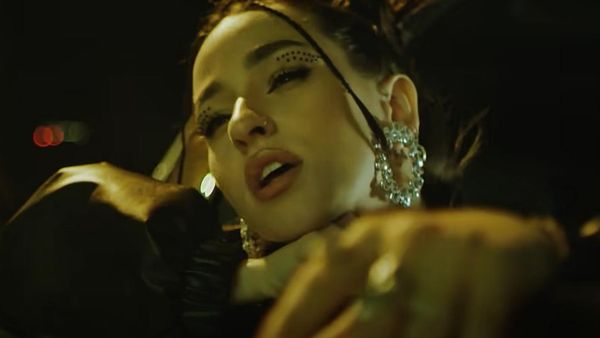 Holy Molly și Tata Vlad au lansat videoclipul piesei &bdquo;Plouă&rdquo;: &bdquo;Totul e din suflet și fără filtru&rdquo;