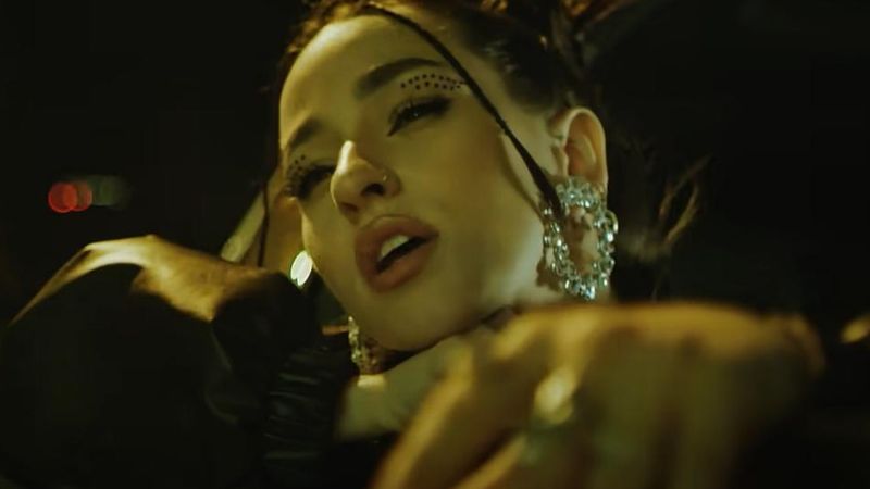 Holy Molly și Tata Vlad au lansat videoclipul piesei &bdquo;Plouă&rdquo;: &bdquo;Totul e din suflet și fără filtru&rdquo;