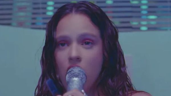 Rosal&iacute;a a lansat &bdquo;Candy&rdquo; - Versurile iesei aici