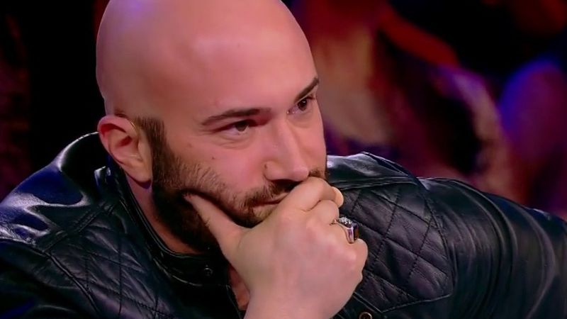 Mihai Bendeac, prima reacție după ce a fost filmat &icirc;n stare de ebrietate! Actorul  și-a dat pantalonii jos, &icirc;n plină stradă: &bdquo;&Icirc;mi cer iertare familiei mele și tuturor celor care mă iubesc&rdquo;