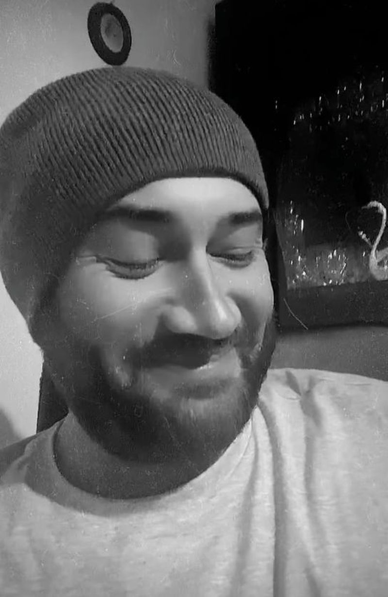 Mihai Bendeac a oferit o primă reacție, după ce s-a dezbrăcat în plină stradă. 