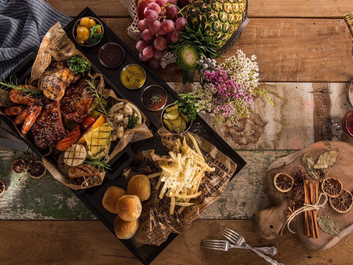 Dimineața Nebună. Un bărbat și-a reclamat soția la poliție pentru că nu voia să-i gătească. Audio