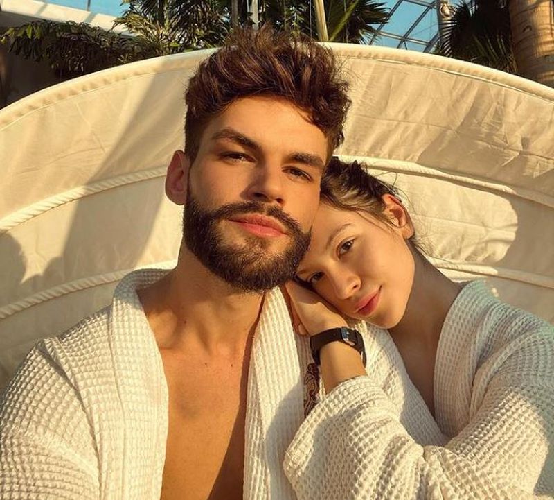 Cleopatra Stratan și Edward Sanda au plecat în vacanță