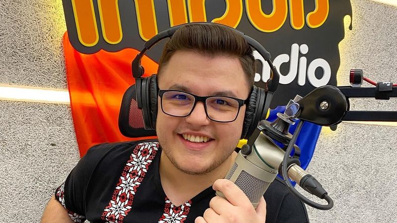 Dimineața Nebună. La mulți ani, Mihai H&icirc;nda! Matinalii i-au făcut o urare &icirc;n direct la primele ore ale dimineții. Audio