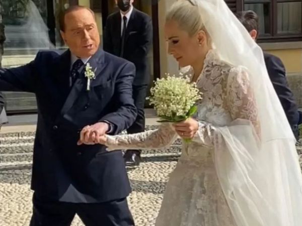 Dimineața Nebună: Silvio Berlusconi, &icirc;n v&acirc;rstă de 85 de ani, s-a căsătorit cu iubita sa de 32 de ani: &bdquo;Mă bucur să-i am alături pe oamenii dragi&rdquo; - AUDIO