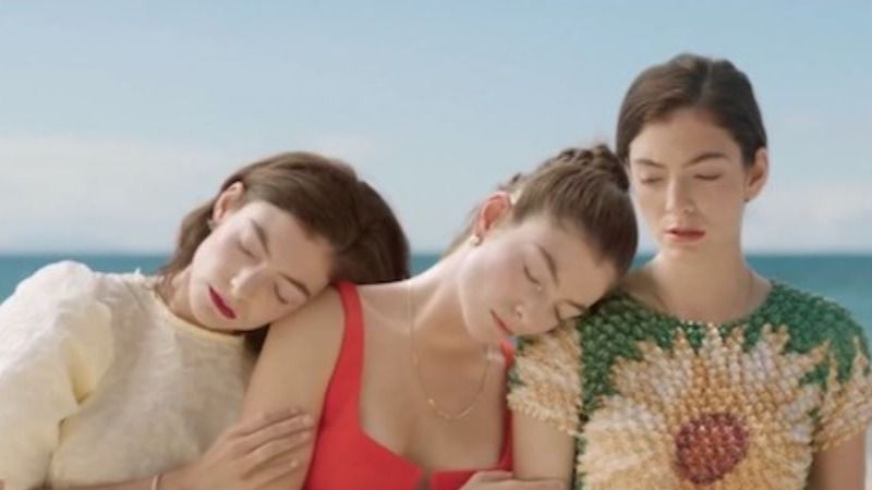 Lorde a lansat piesa &bdquo;Secrets from a Girl&rdquo; (Who's Seen it All)