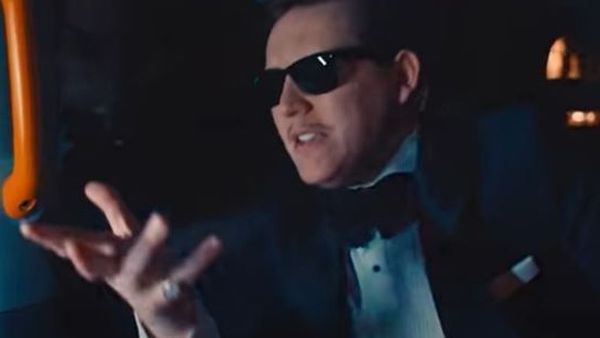 What's UP a lansat piesa „Ruine”