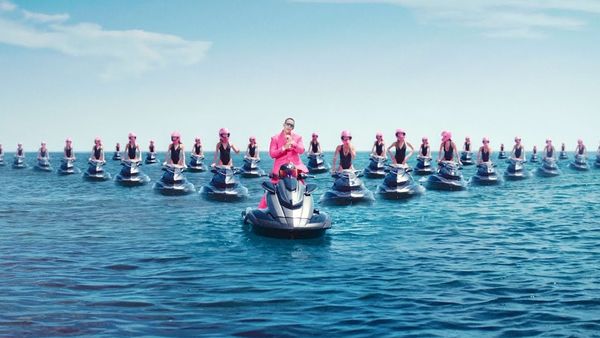 Daddy Yankee a lansat „La Ola”