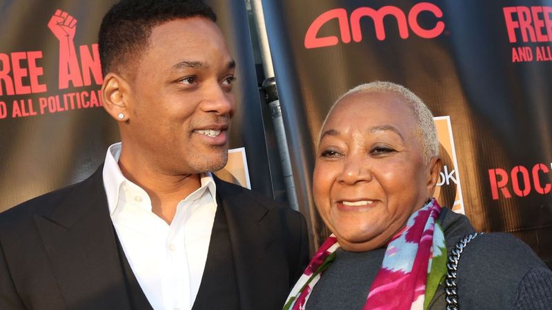 Mama lui Will Smith, primele declarații despre ieșirea nervoasă de la Oscar a fiului ei