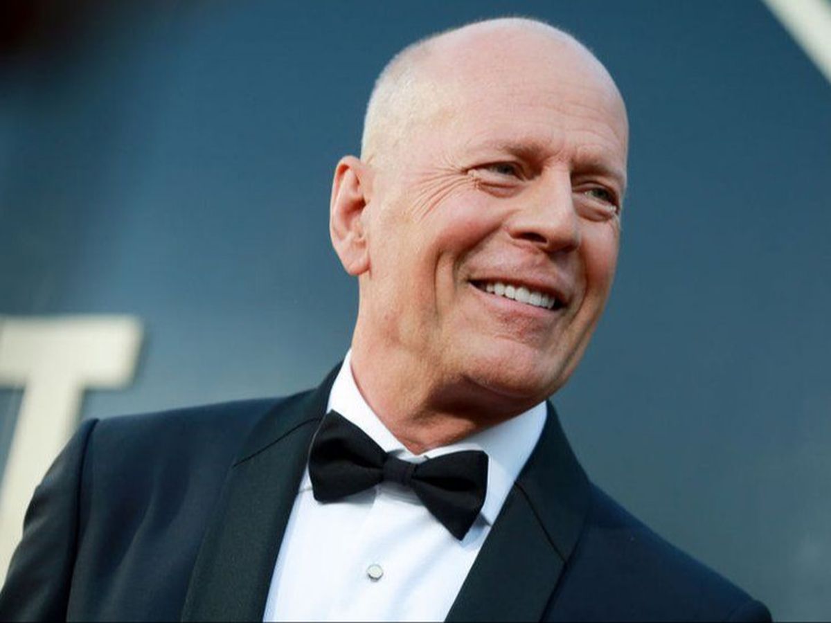 Bruce Willis renunță la cariera de actor